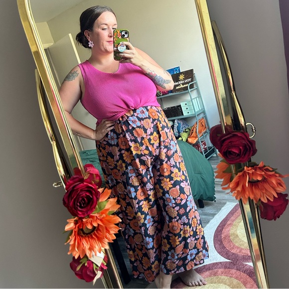 Meet your Posher, Courtney - Picture 1 of 1